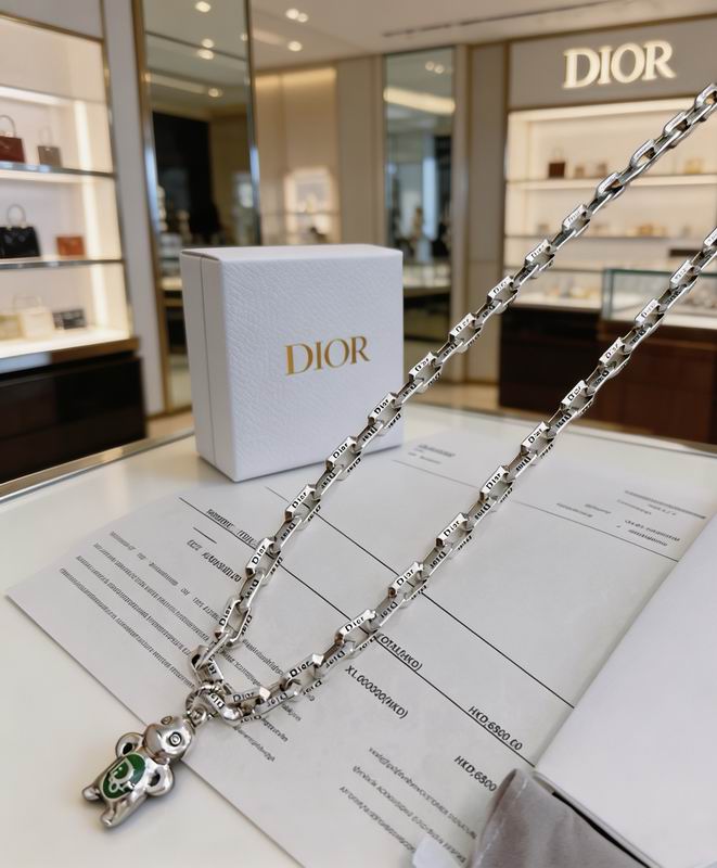 Dior Necklace 02yxs40